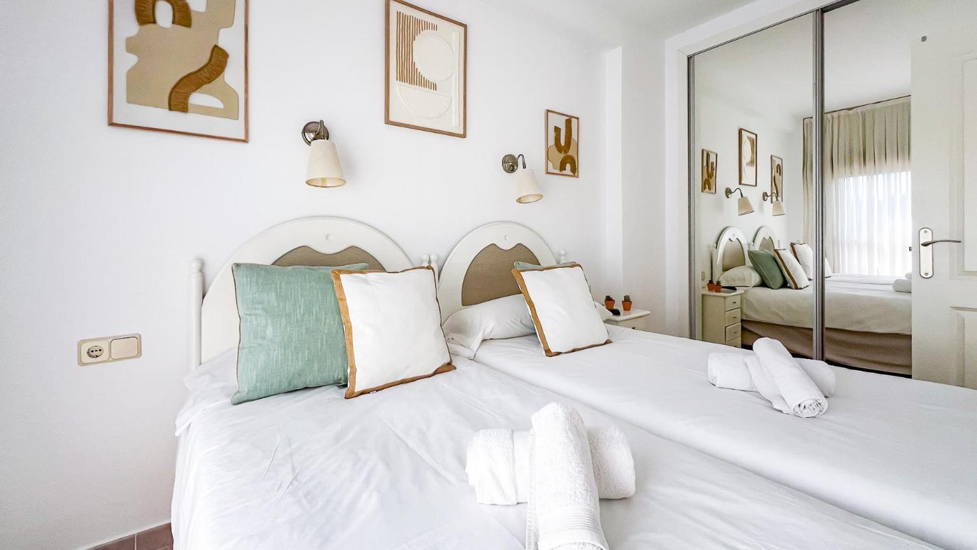 Oleholidays 903 Romana Playa Junto Al Mar Marbella